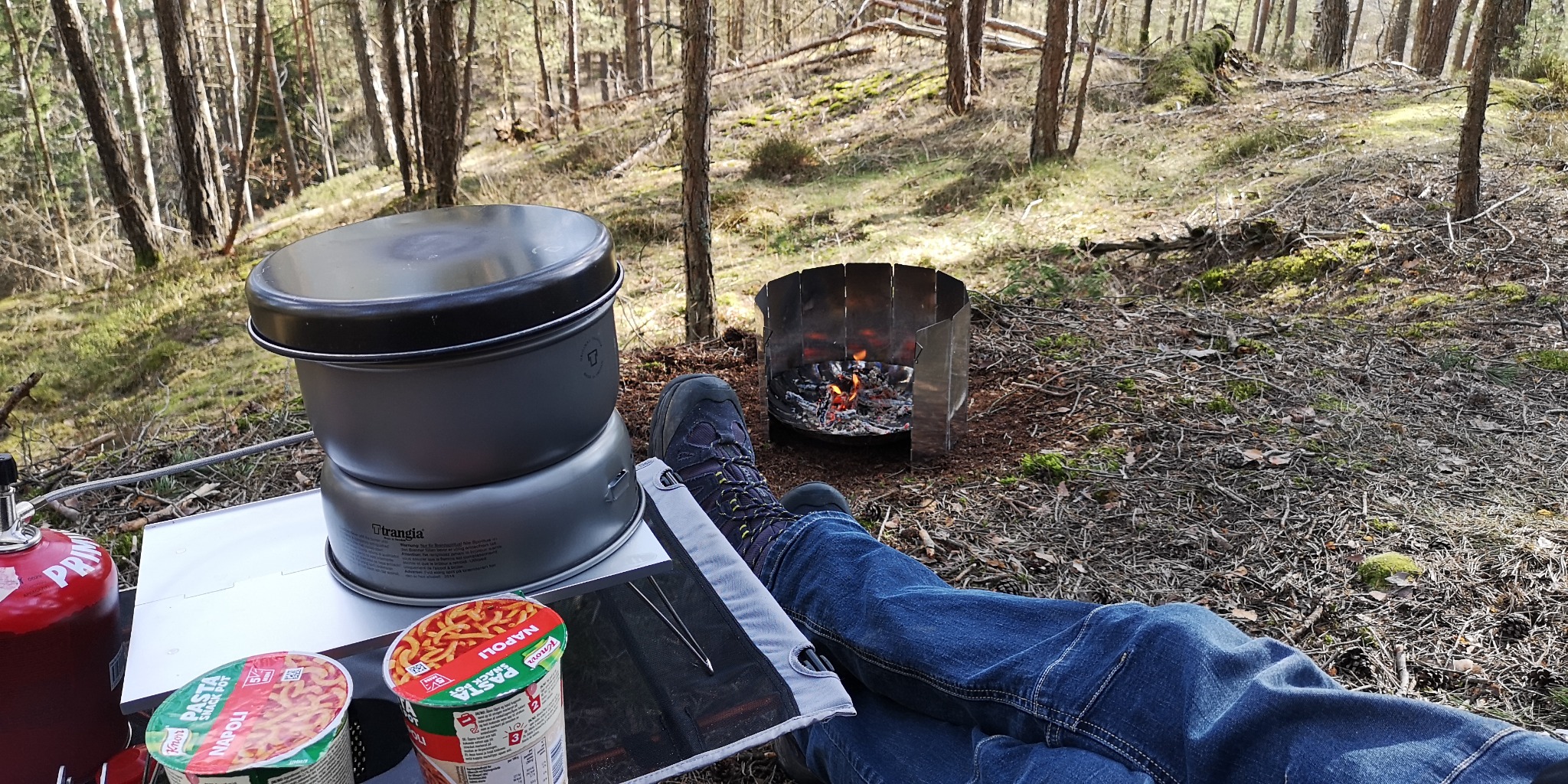 En skogspaus under en vandring